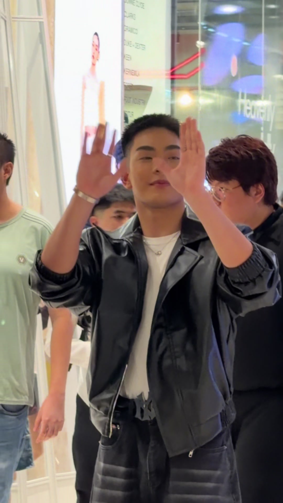 @TikTok