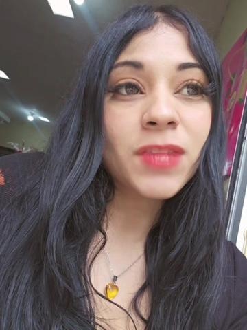@IzaryPiwita