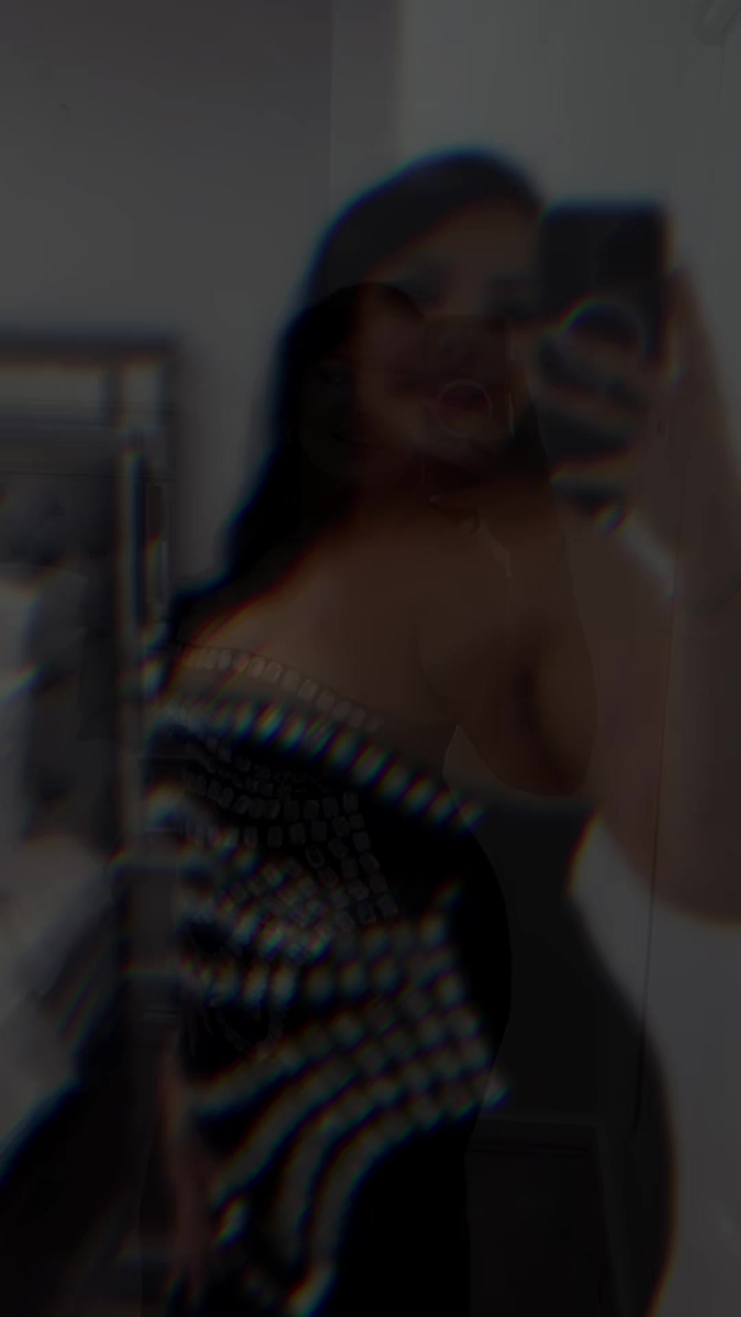 @J🤍