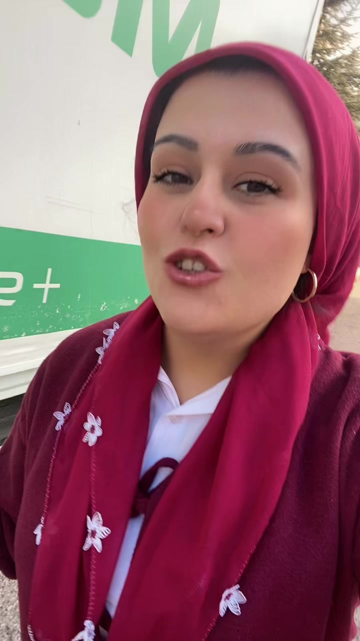 @Ayşenur
