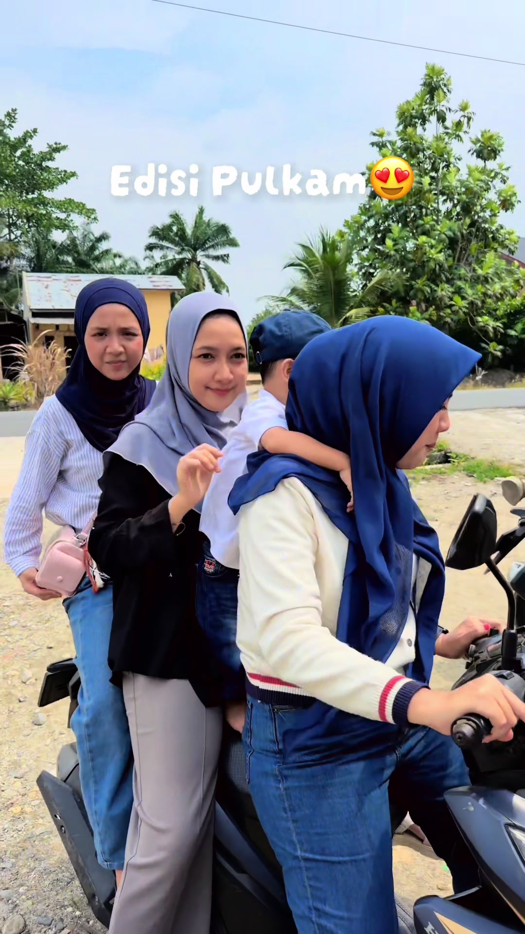 @Meiliza Hijratti S.Pd
