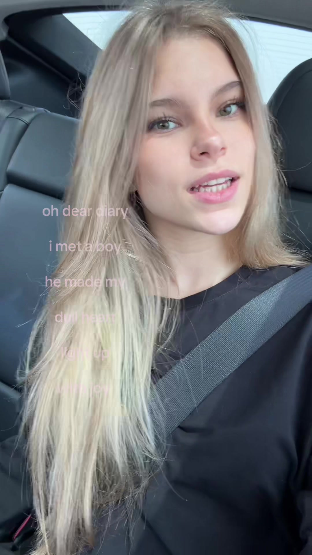 @мэри