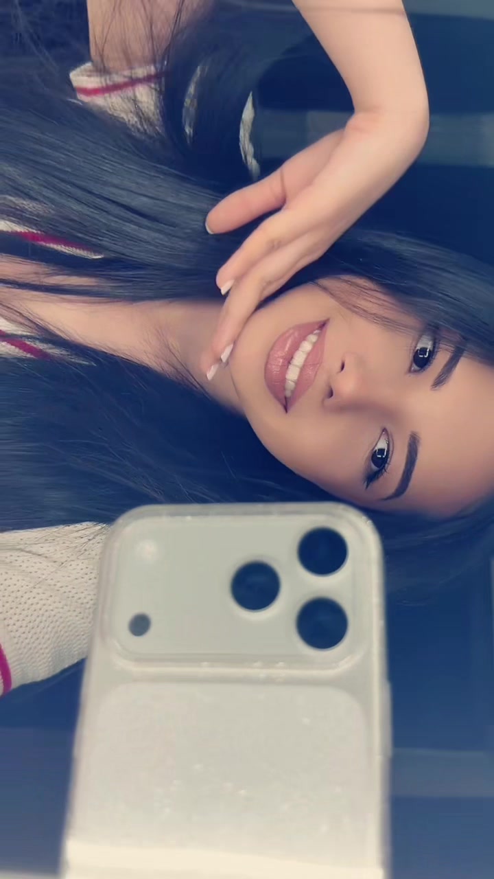 @<3