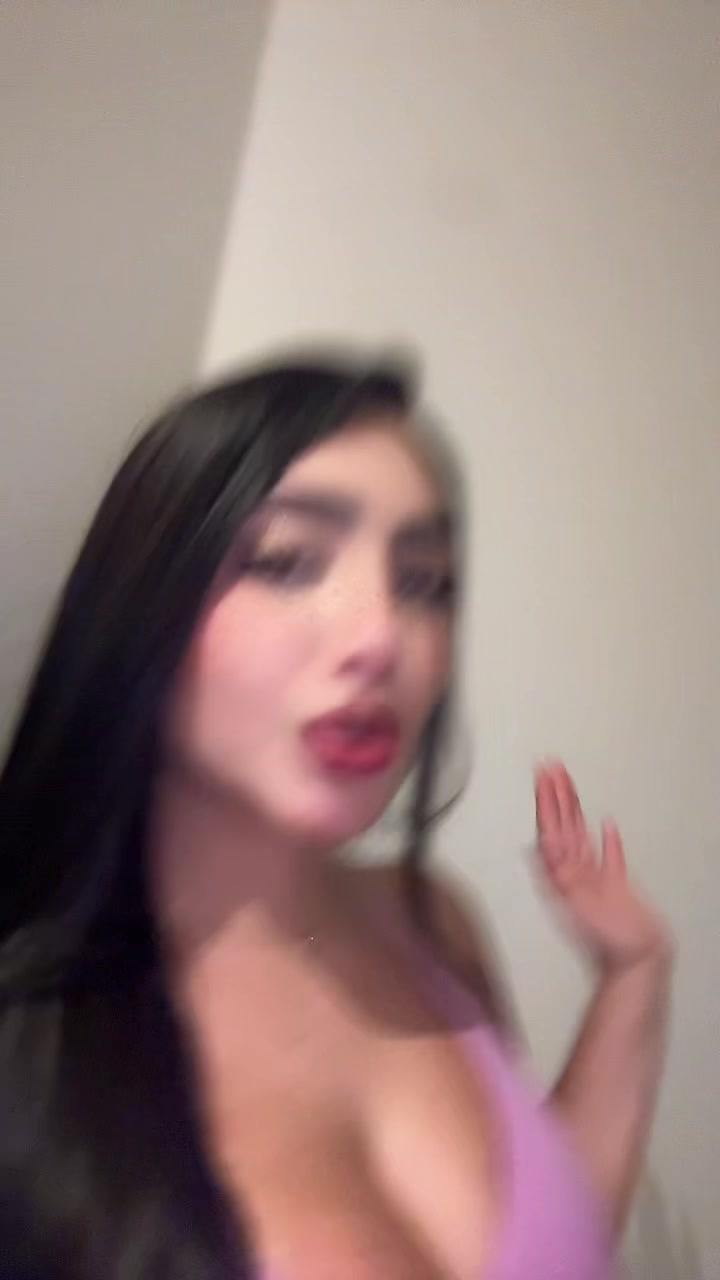 @Ella
