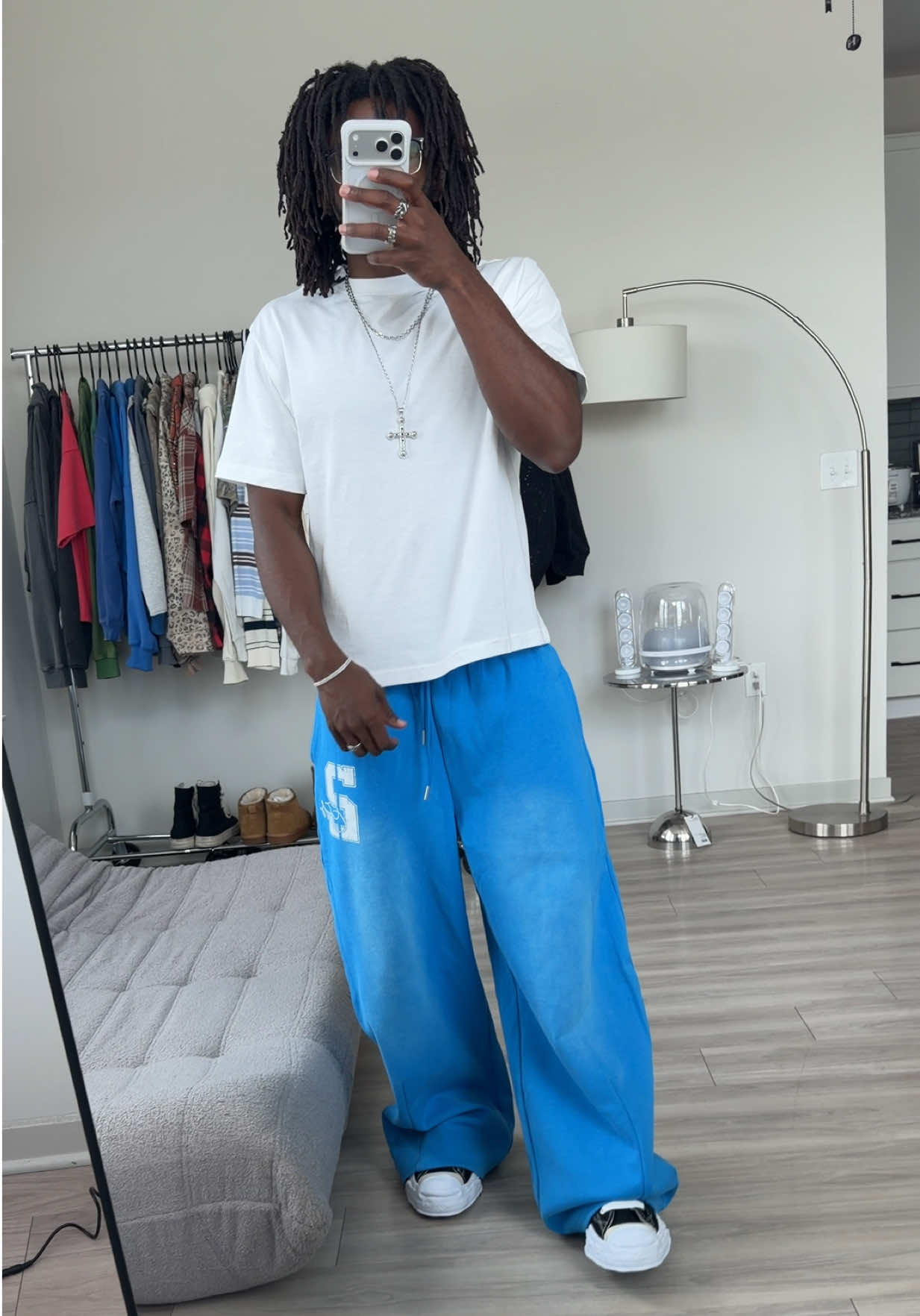 @ㅤ