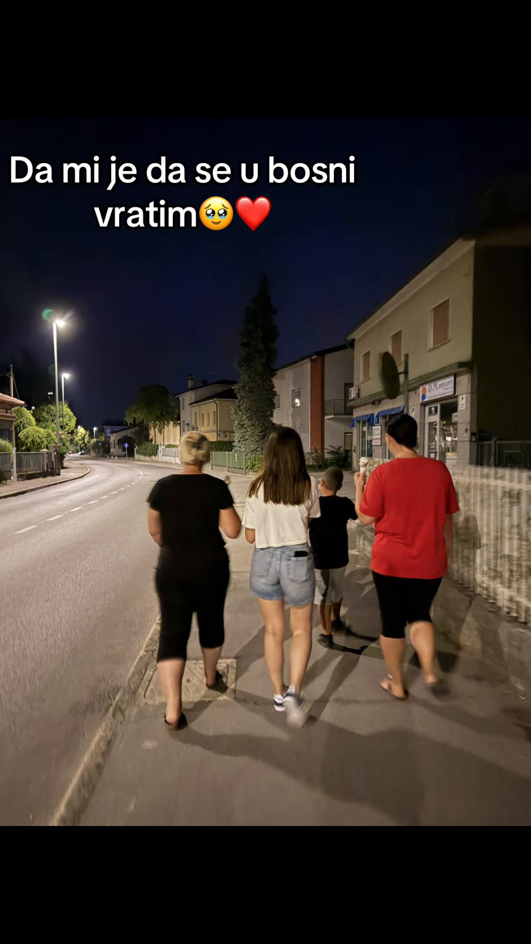 @Itsninaaaa