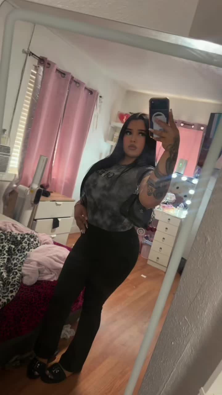@kylieMichelle