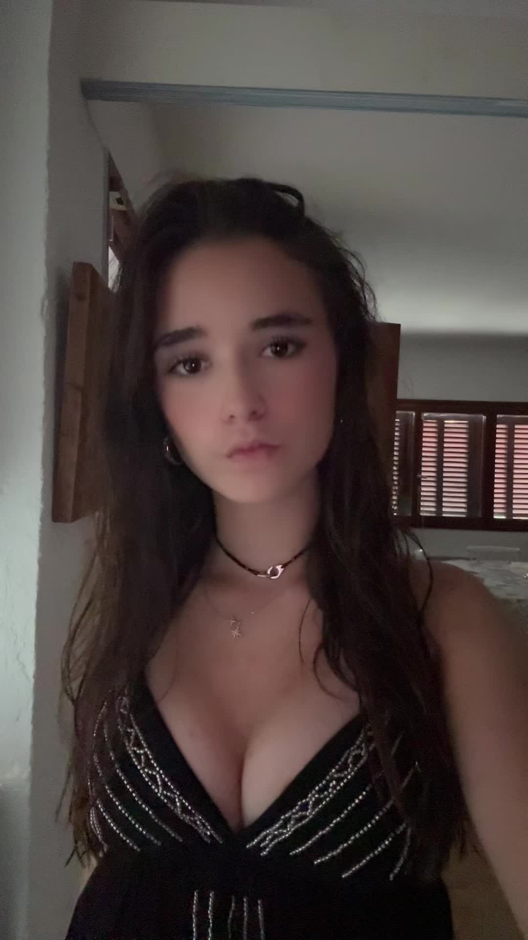@𝚃