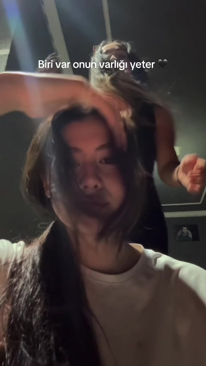 @User04363406