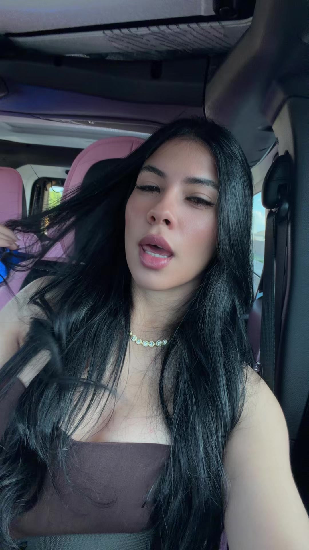 @Ani🦋