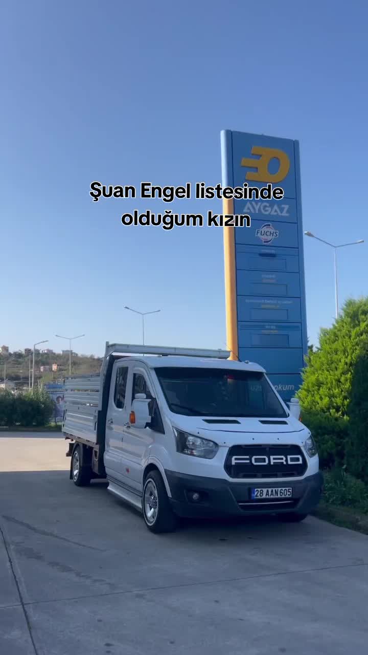@28aan605