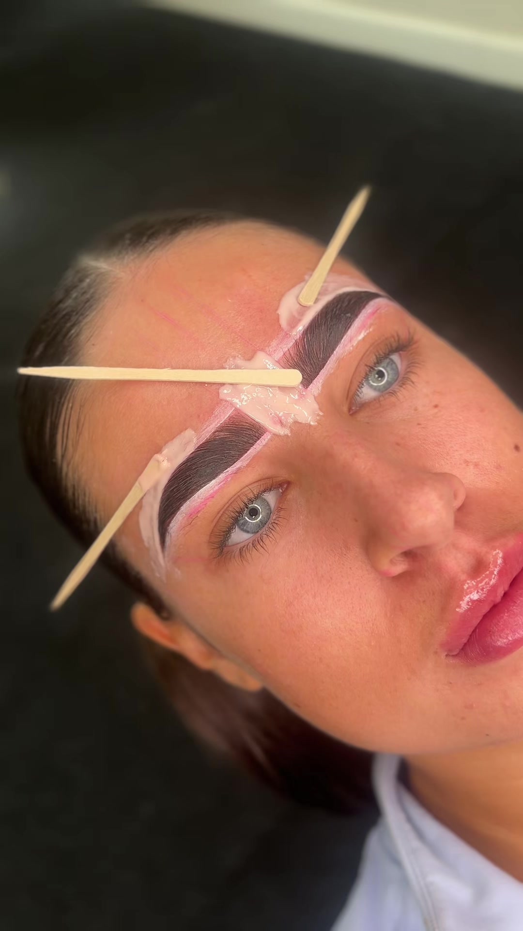 @Elise day - Nakdbeauty