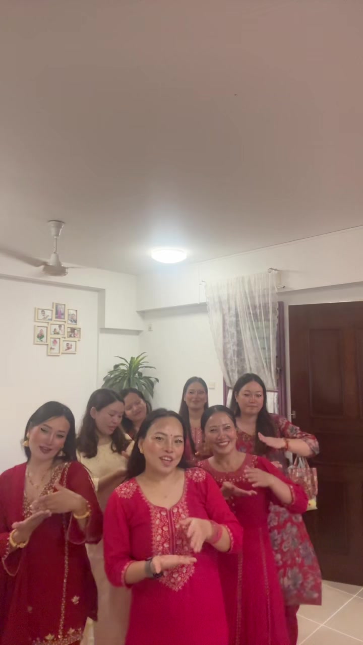 @Aliena Gurung 🇳🇵🇸🇬