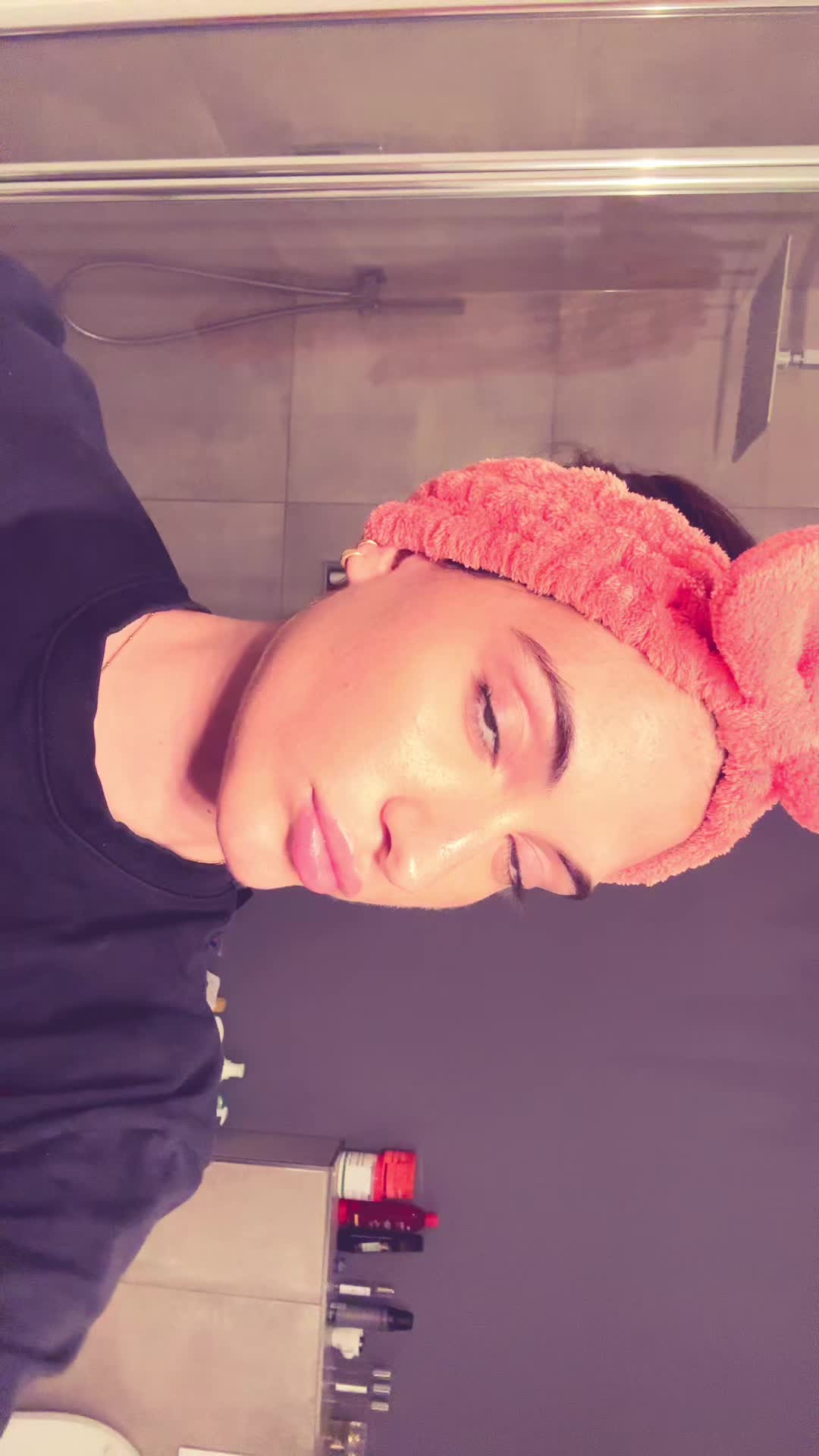 @LaraDmrcglu