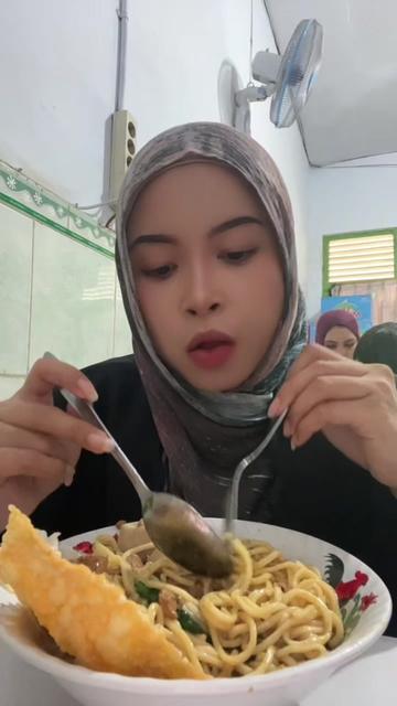 @Berkah Dedris Aplia