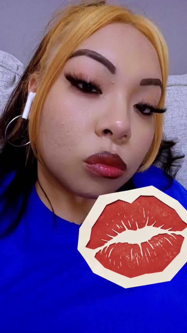 @Lala2Savage