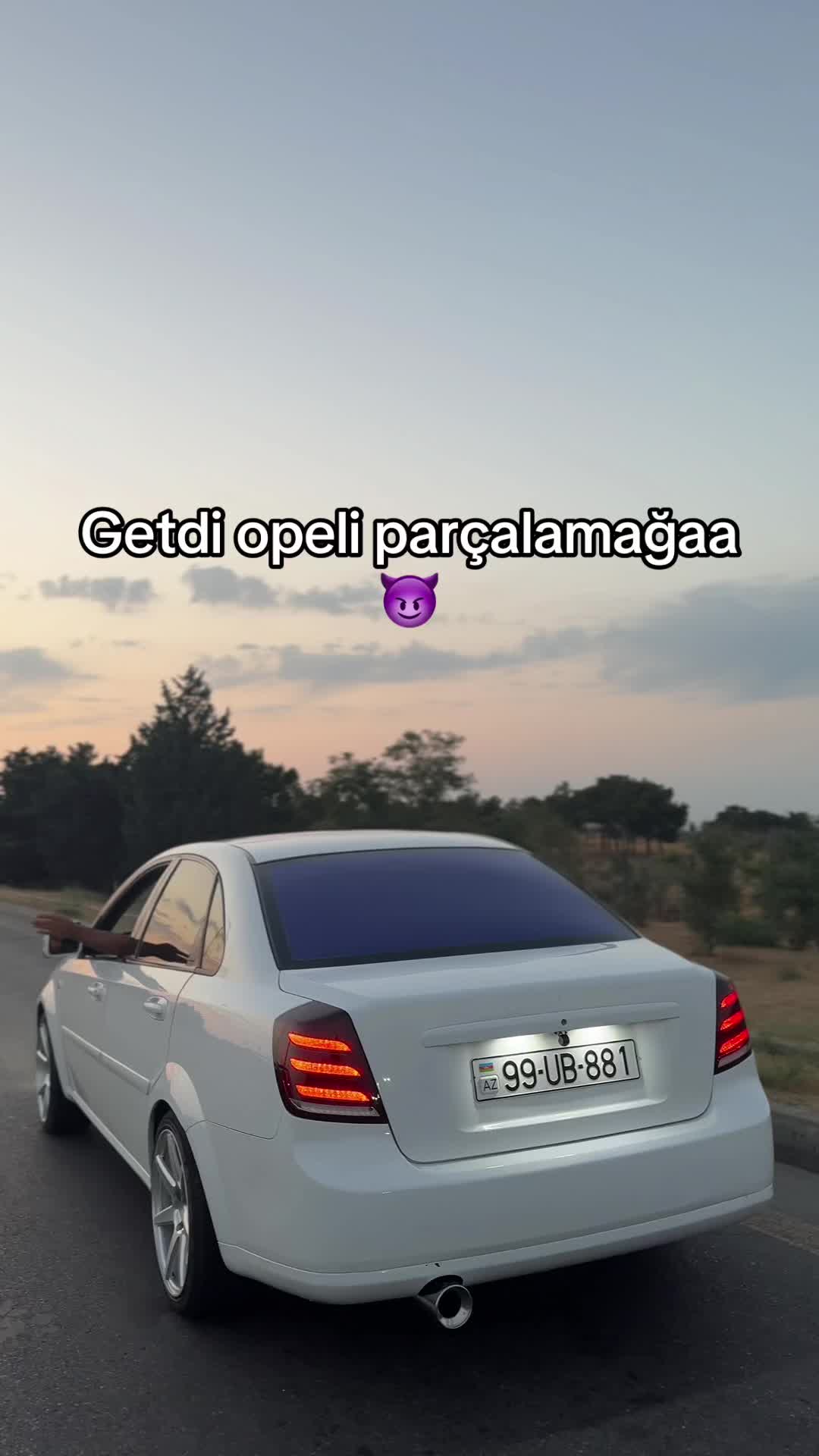 @umud_881