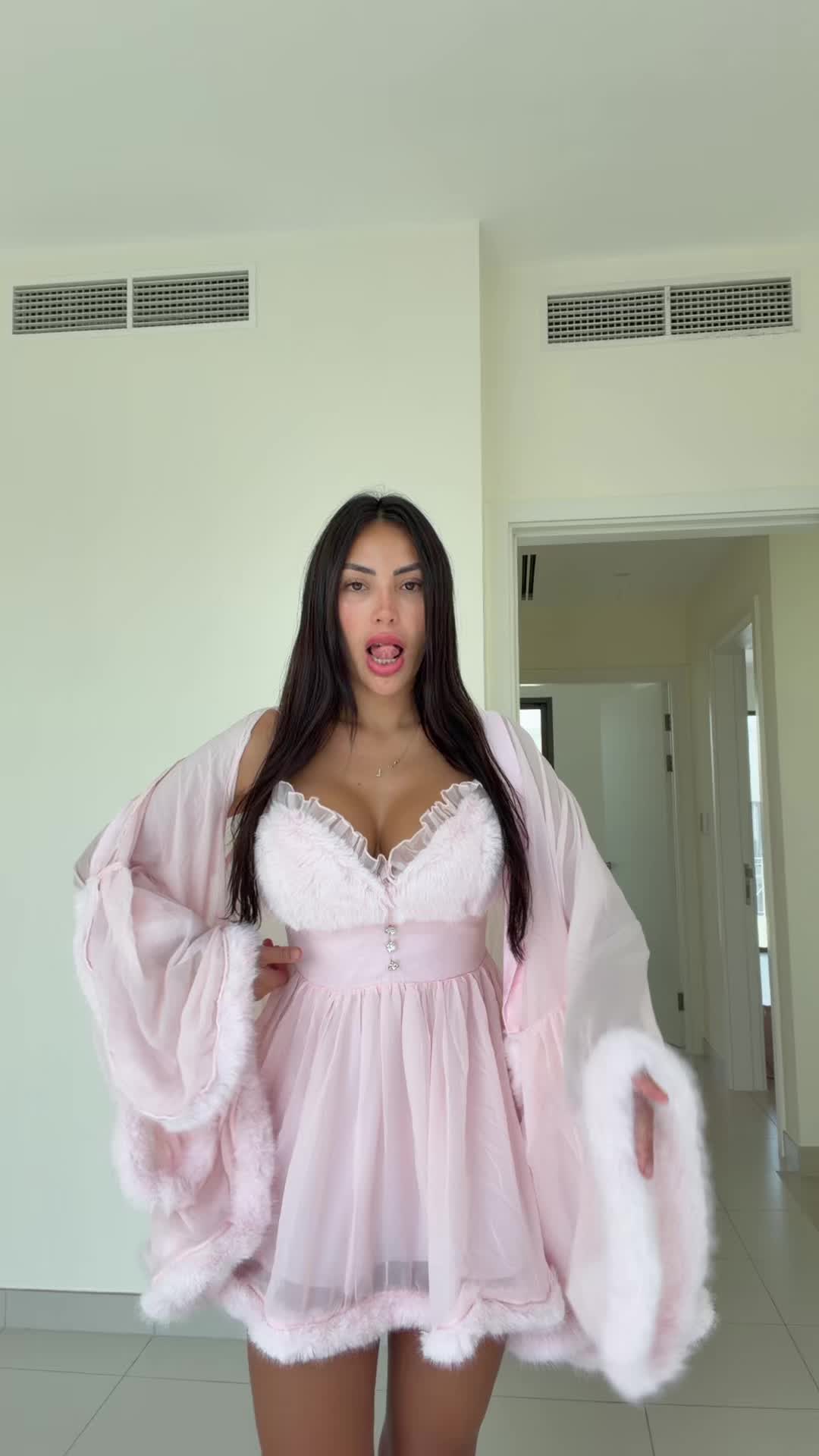 @leslyreynas