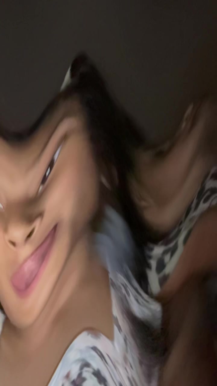 @Valentina