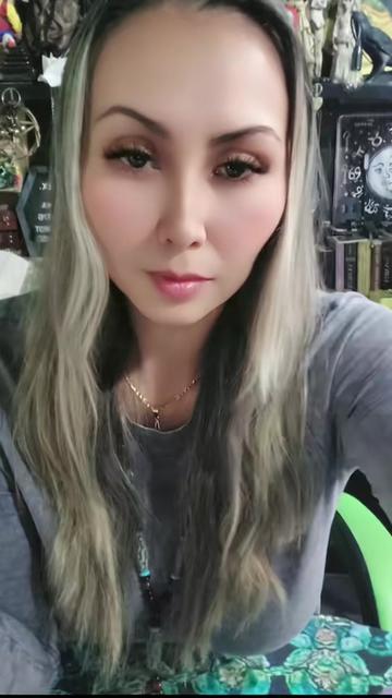 @YennAkasha