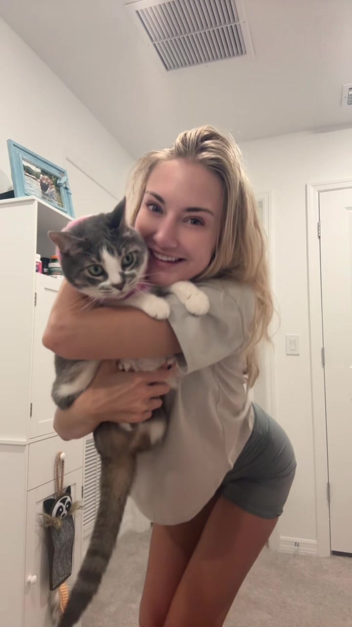 @LyndZ