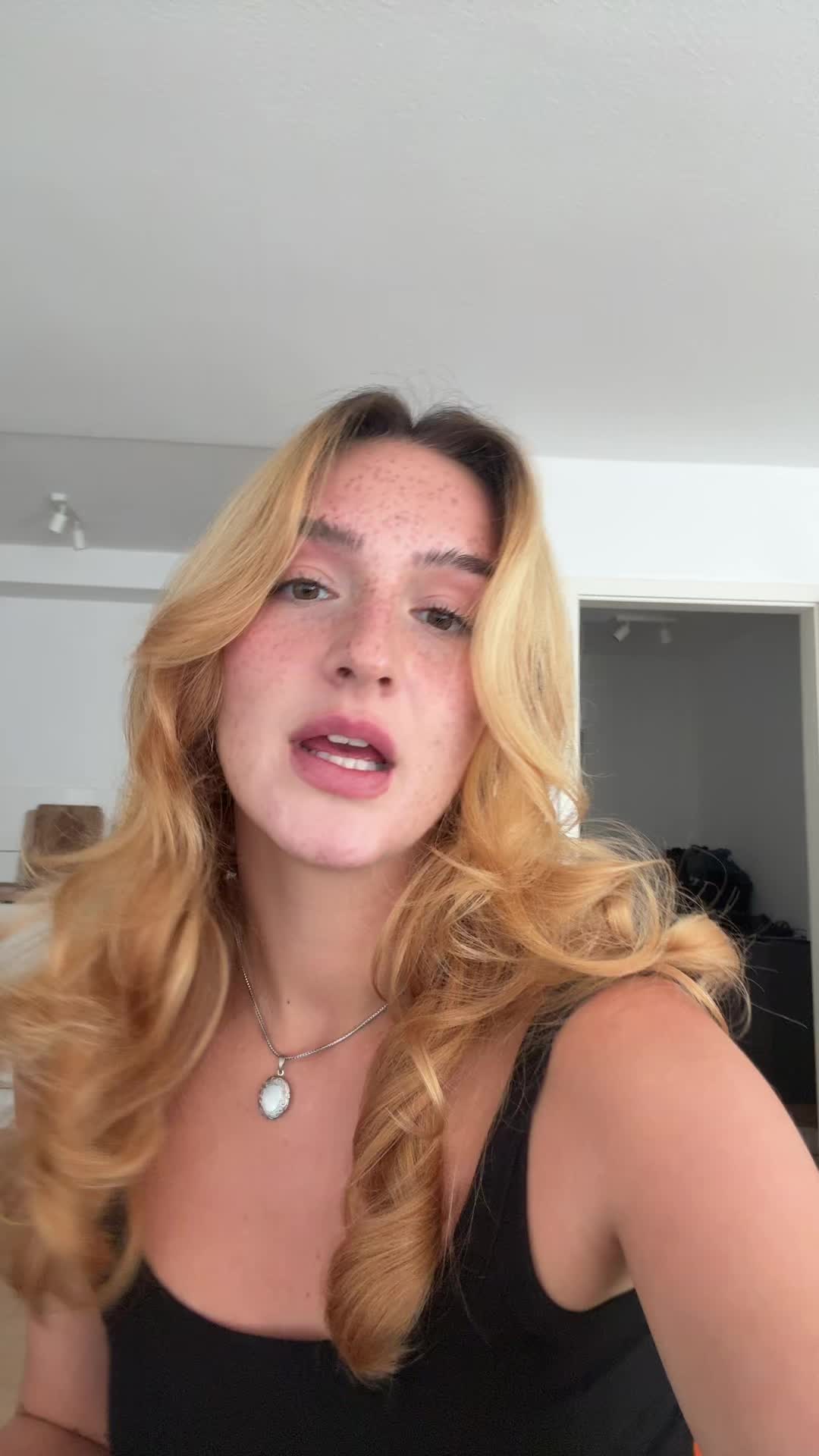 @Lu