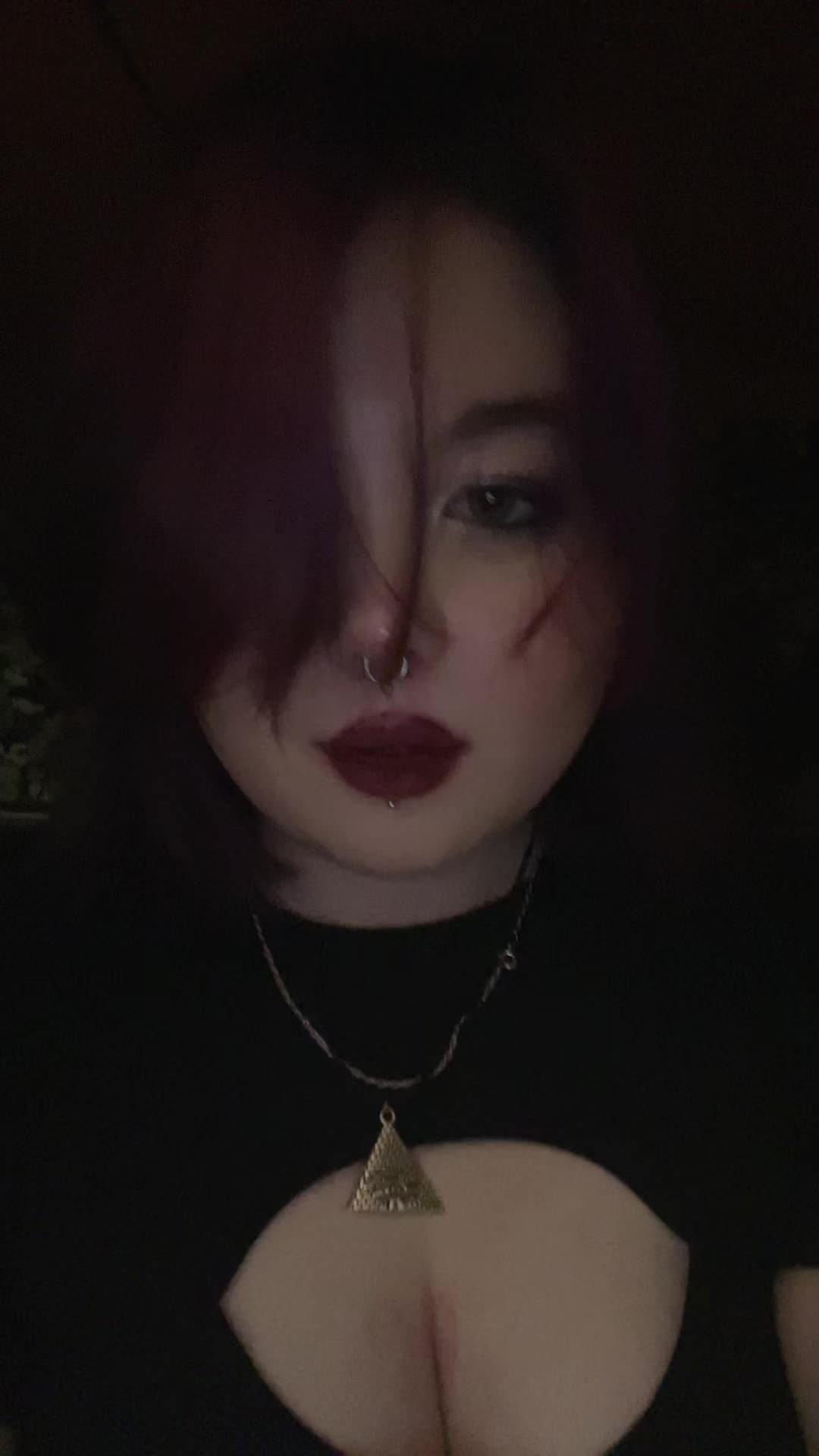 @𝐯𝐢𝐧𝐢𝐟𝐞𝐫