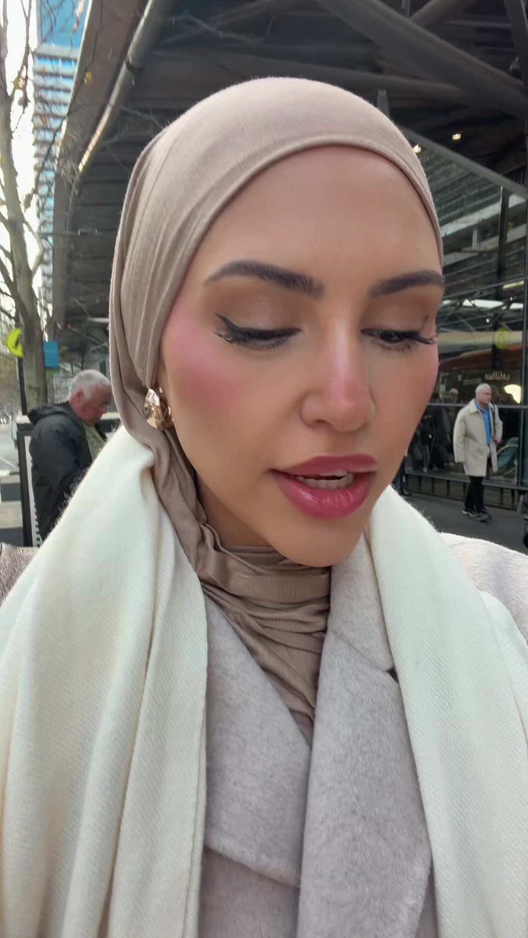 @Ümz✨