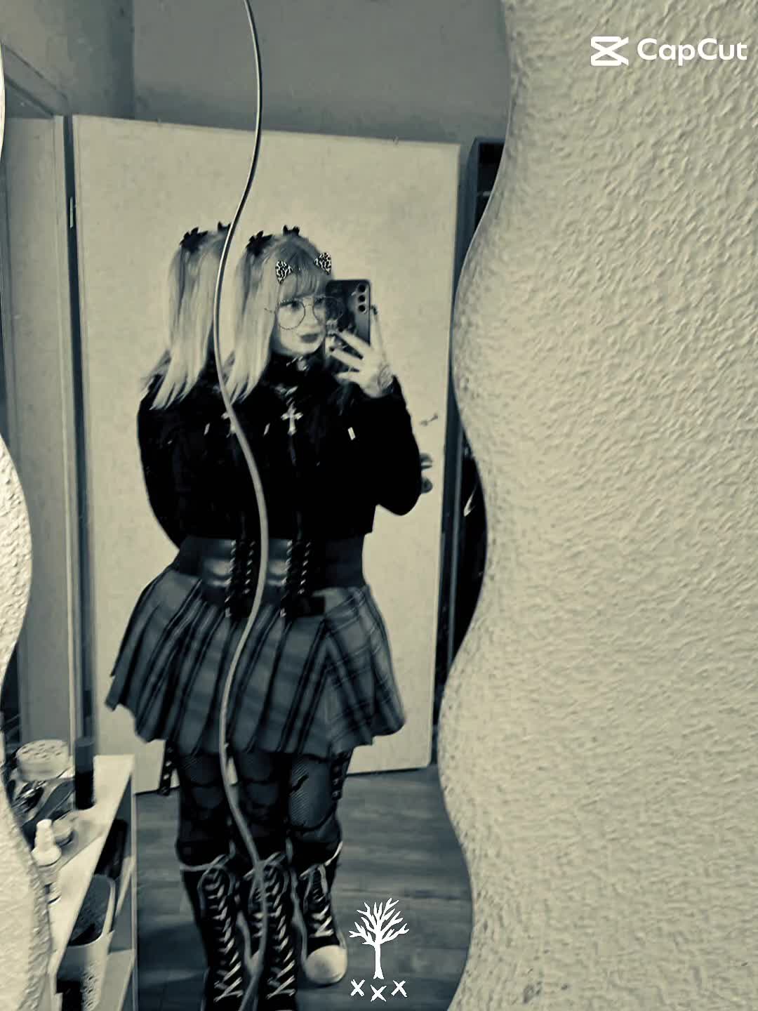 @𝕸𝖎𝖘𝖘𝖉𝖔𝖑𝖑𝖋𝖆𝖈𝖊