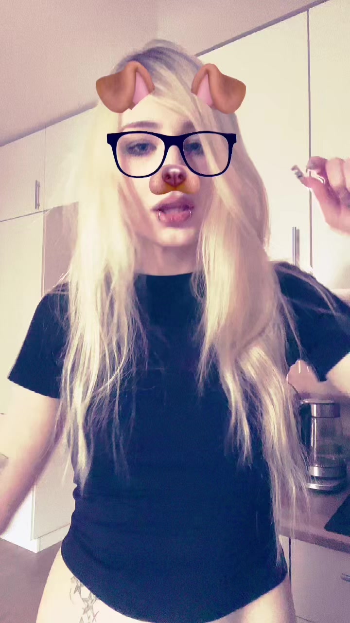 @kisswnnyc