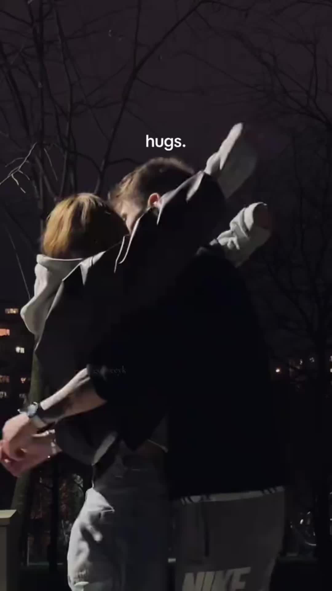 @Couple cute moment