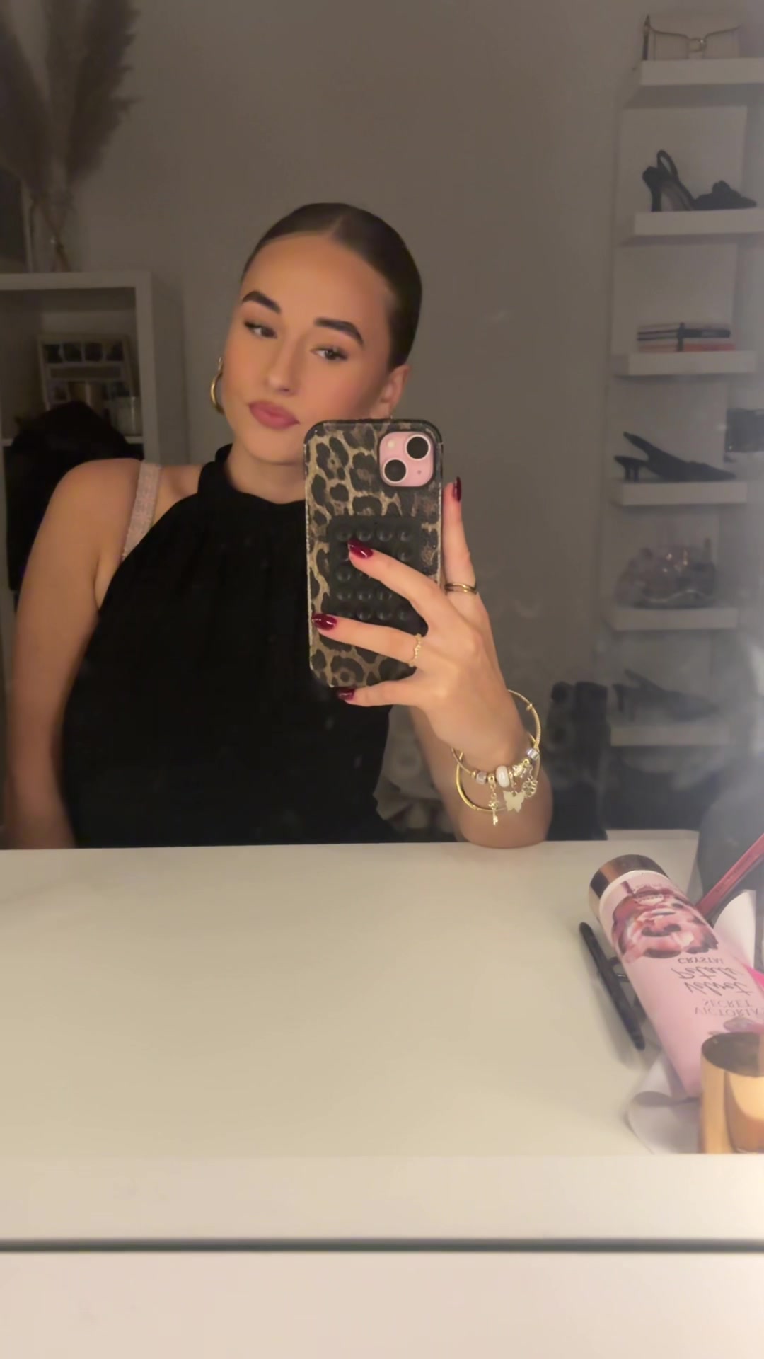 @ℳ𝒶𝒶𝒾𝓀ℯꨄ