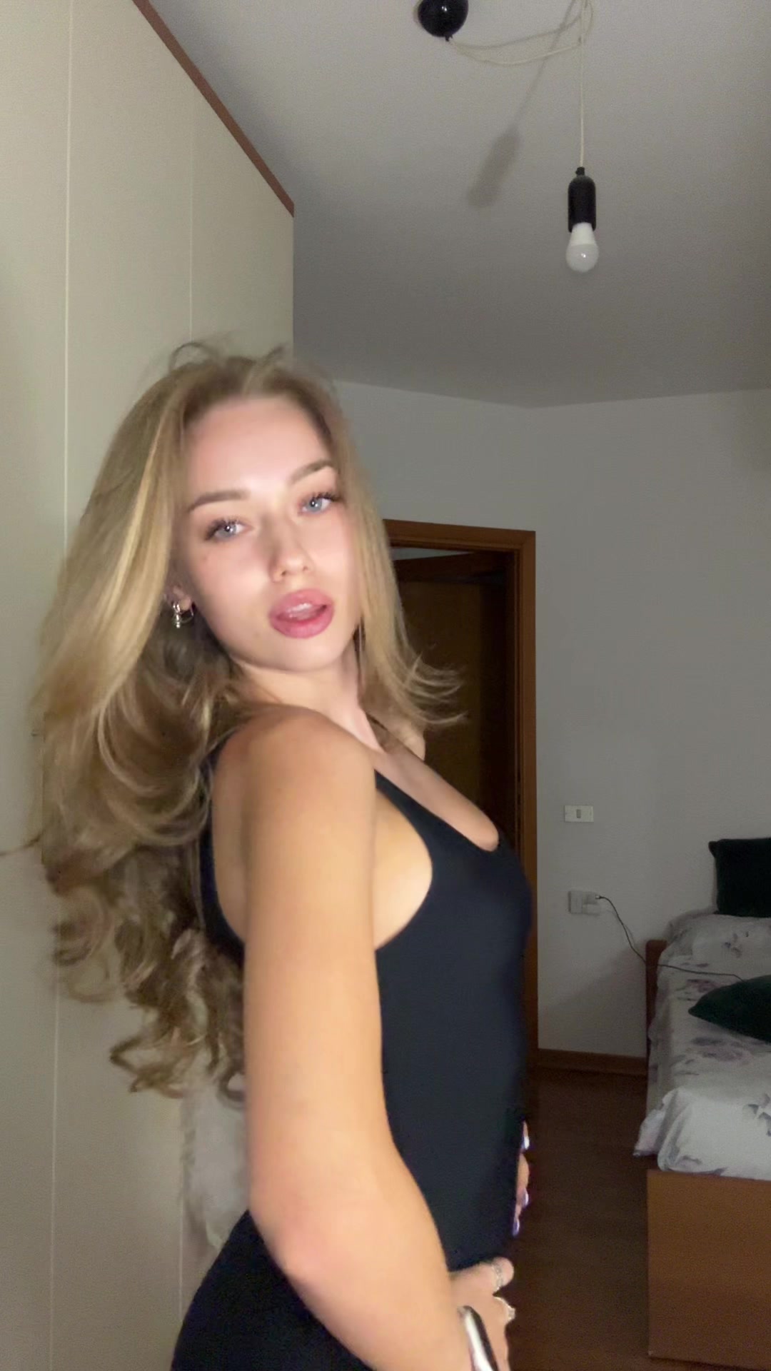 @Vlada.C