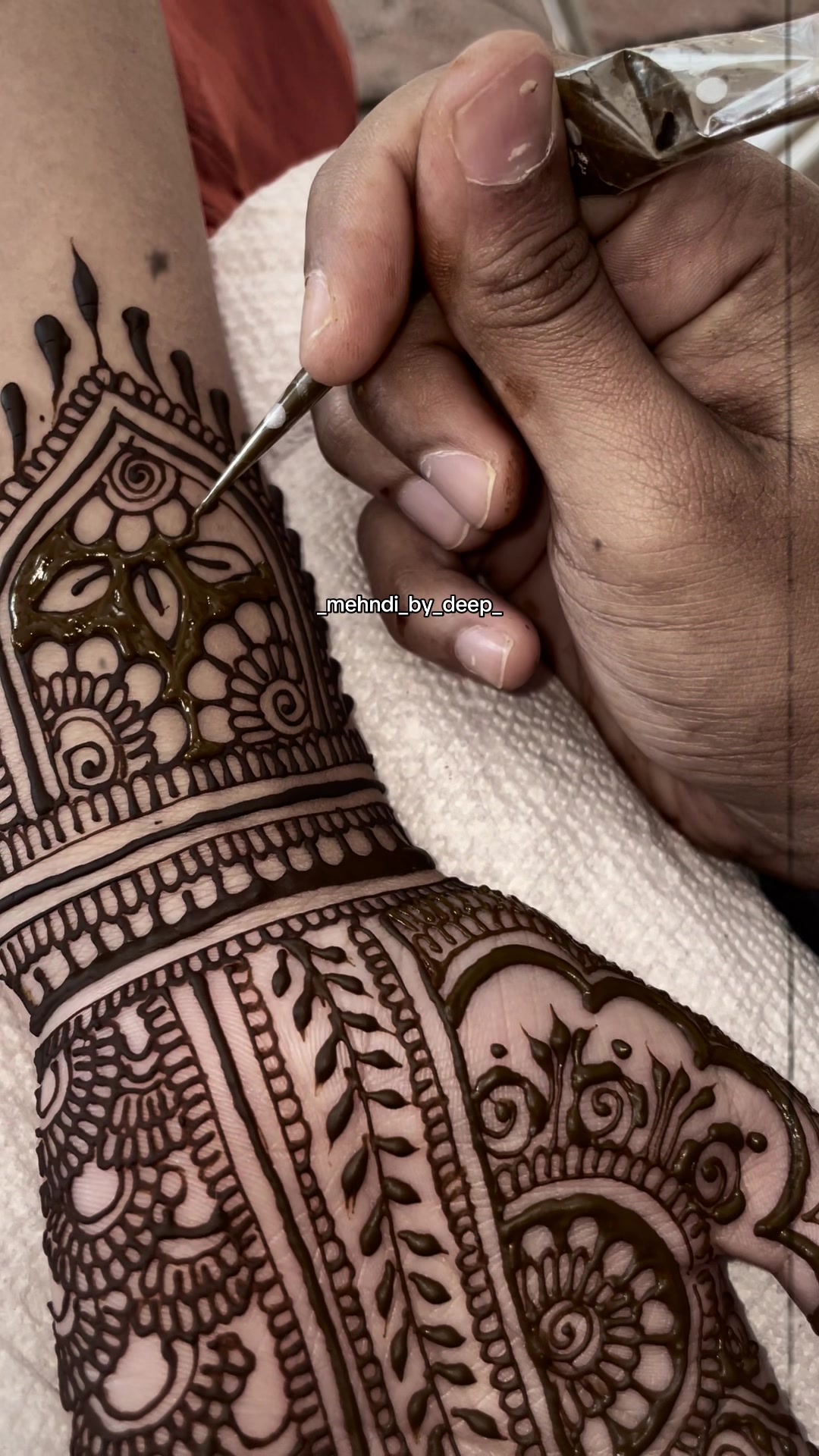@_mehndi_by_deep_