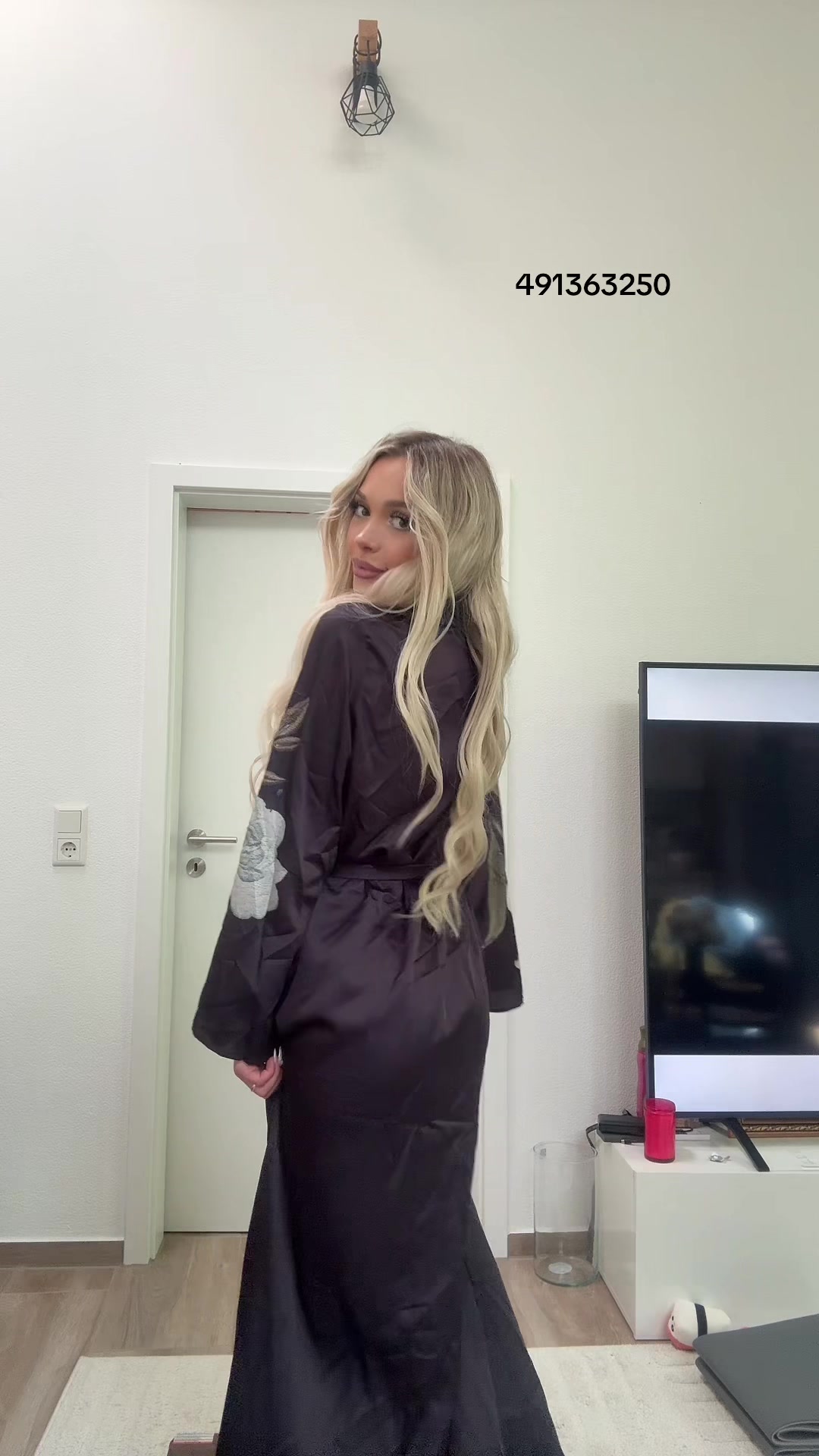 @icyblondi