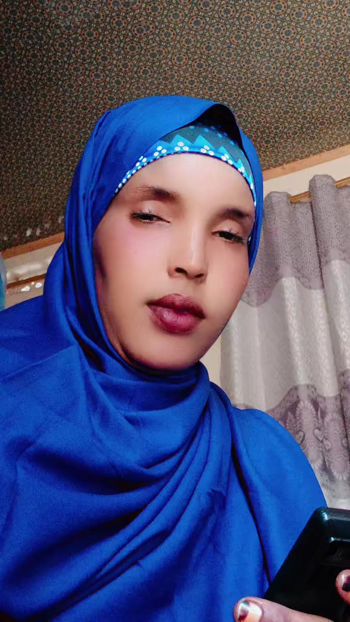 @Ayeeyo Xaliimo