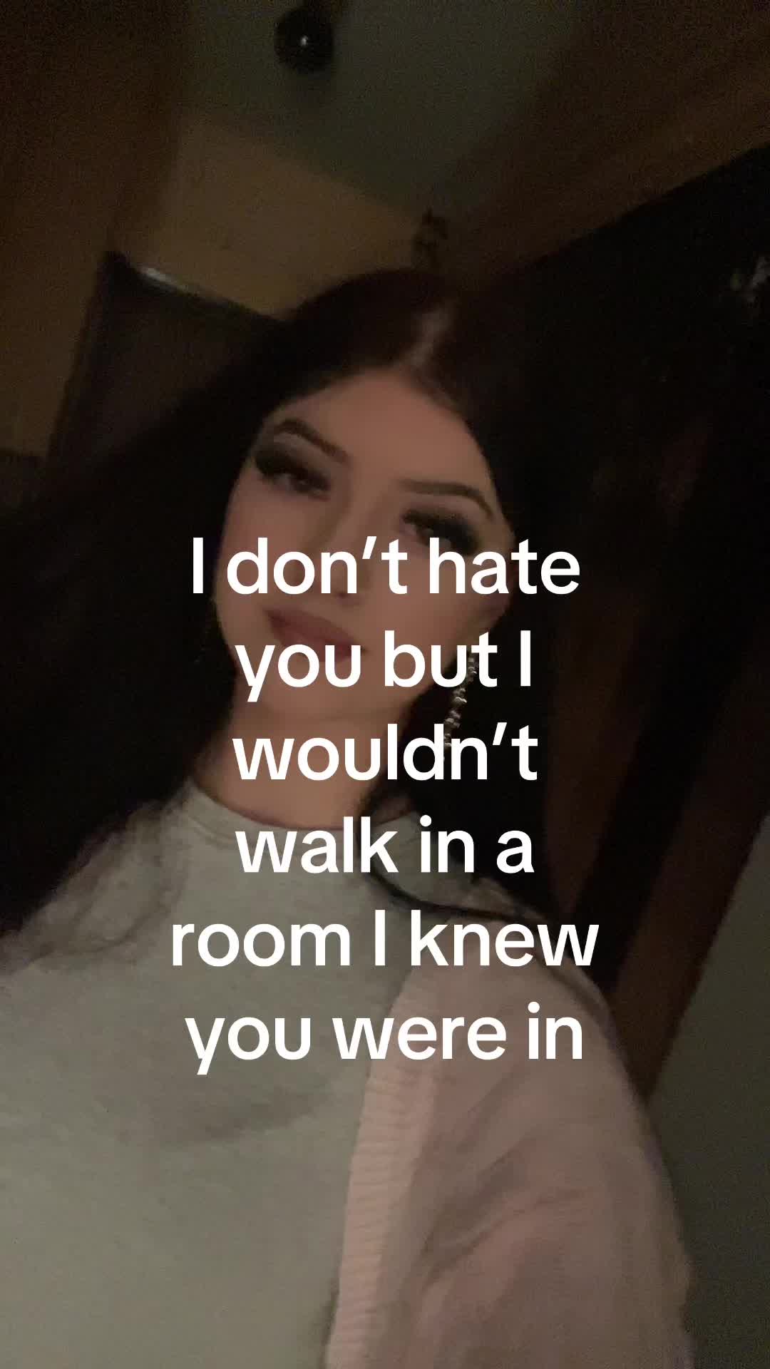 @️
