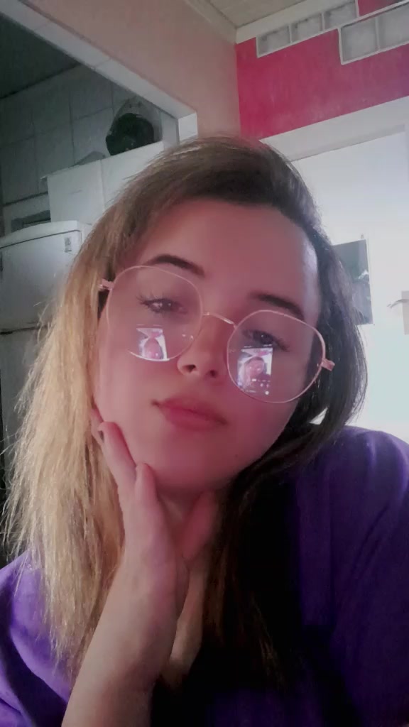 @Mariana pereira Cort
