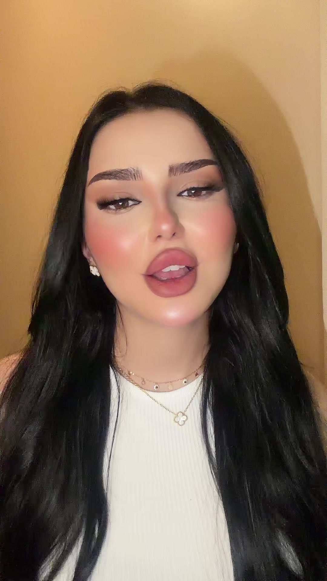 @zinebmodel👑