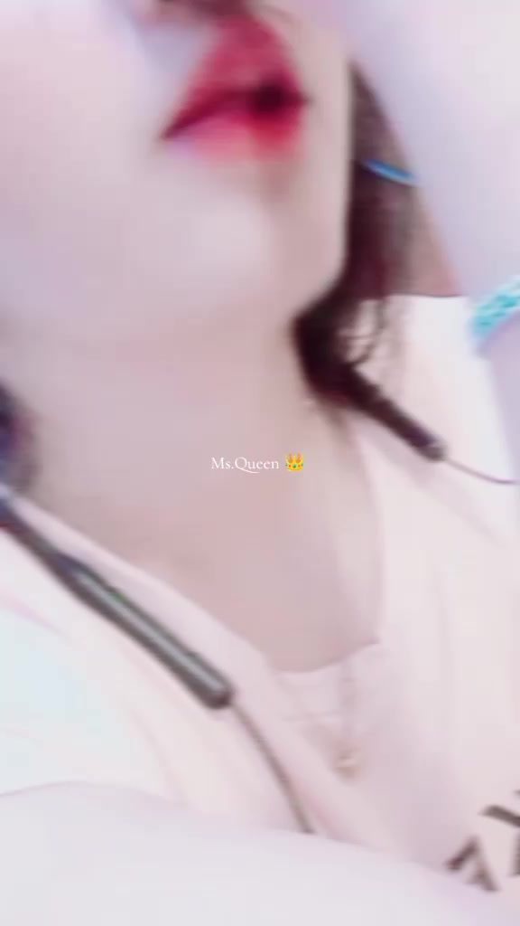 @ᴹˢ.Qᵘᵉᵉⁿ♛