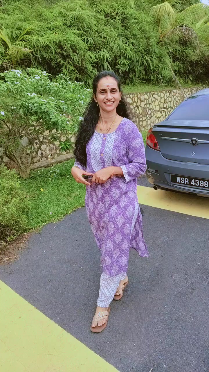 @നിശബ്ദ പ്രണയം📸💚🐷