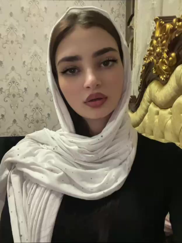 @𝐄|𝐕