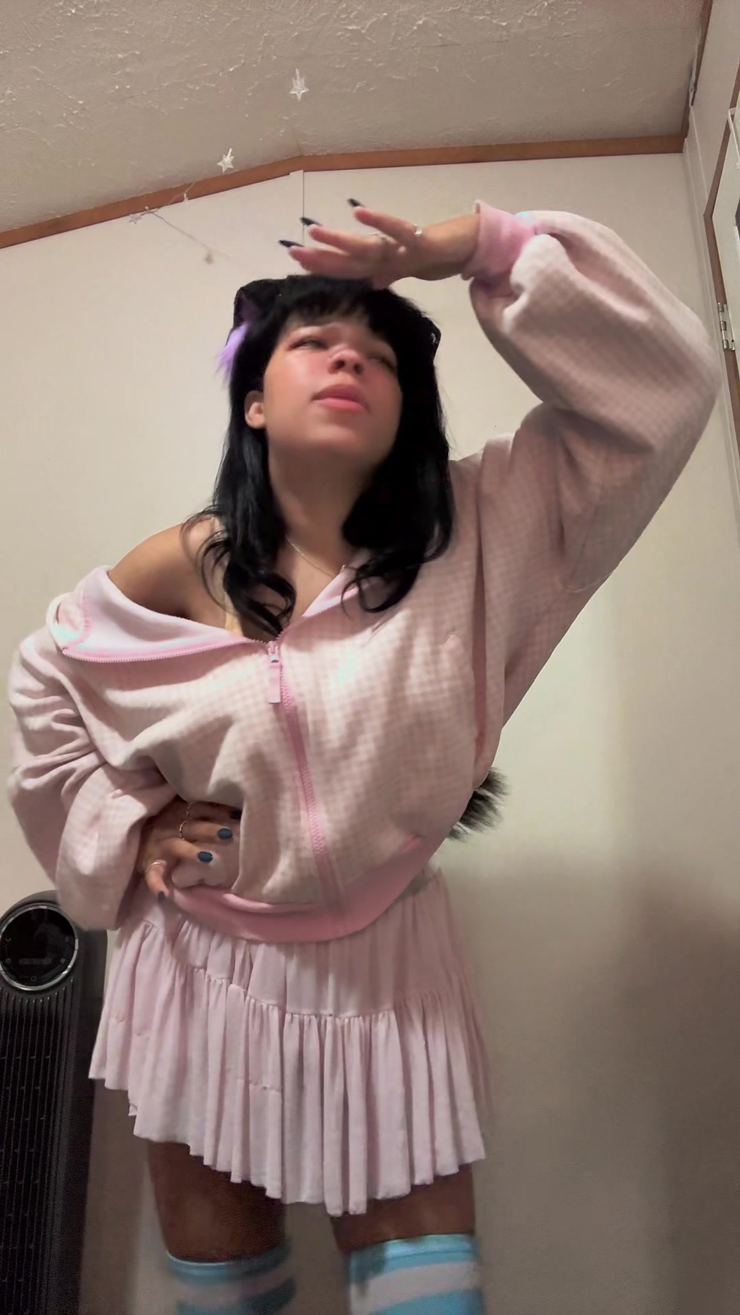 @Lilcrayon_