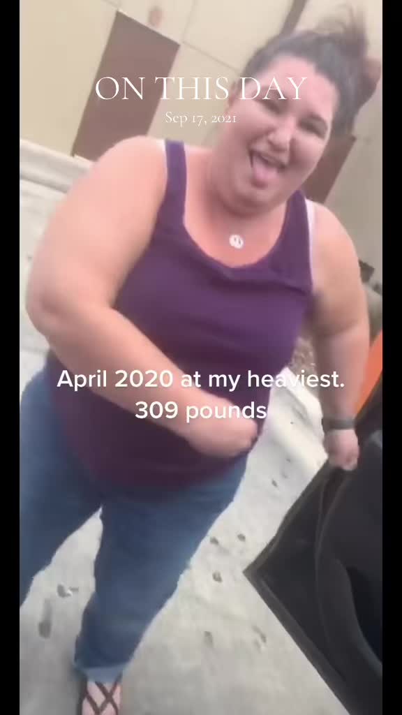@HolliBari