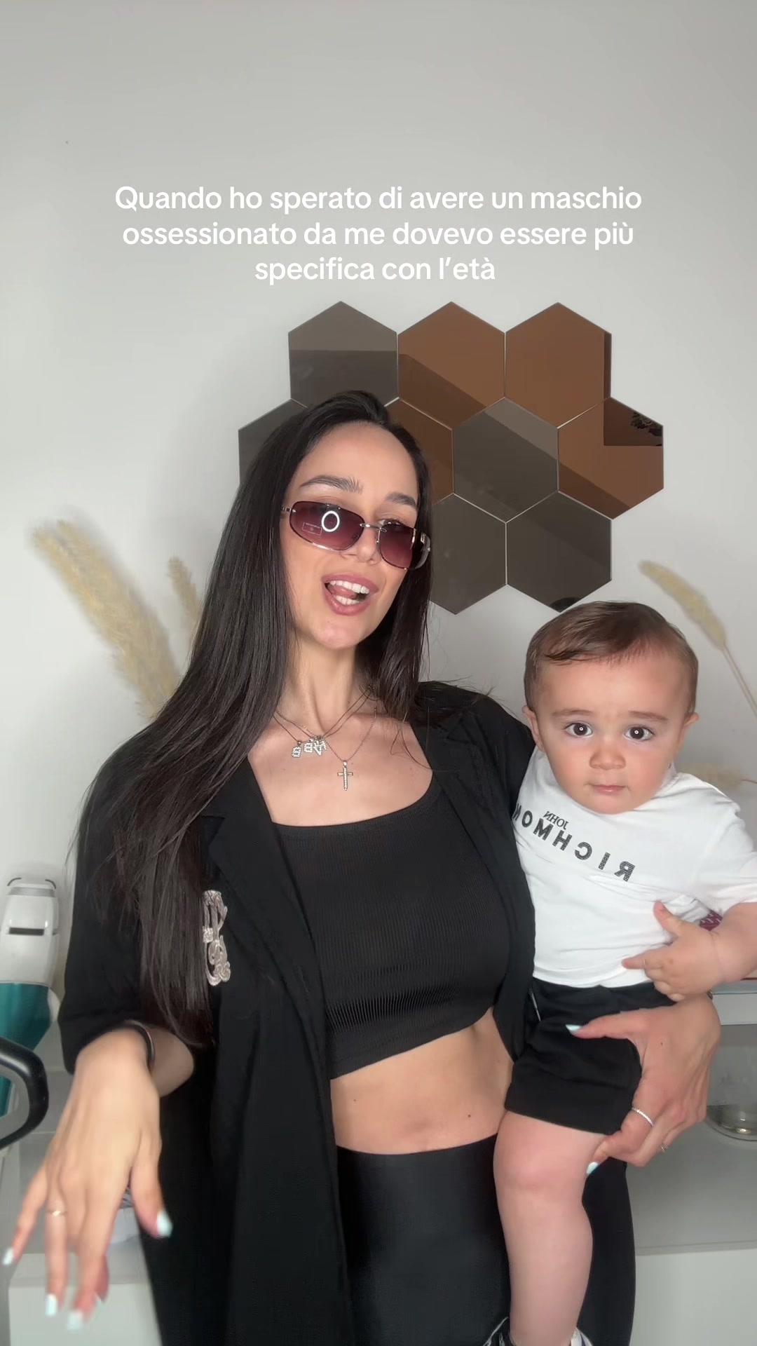 @BEBE