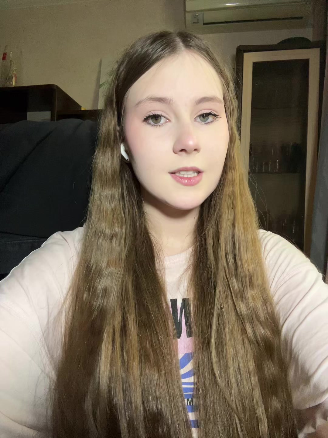 @sanyaaqxi
