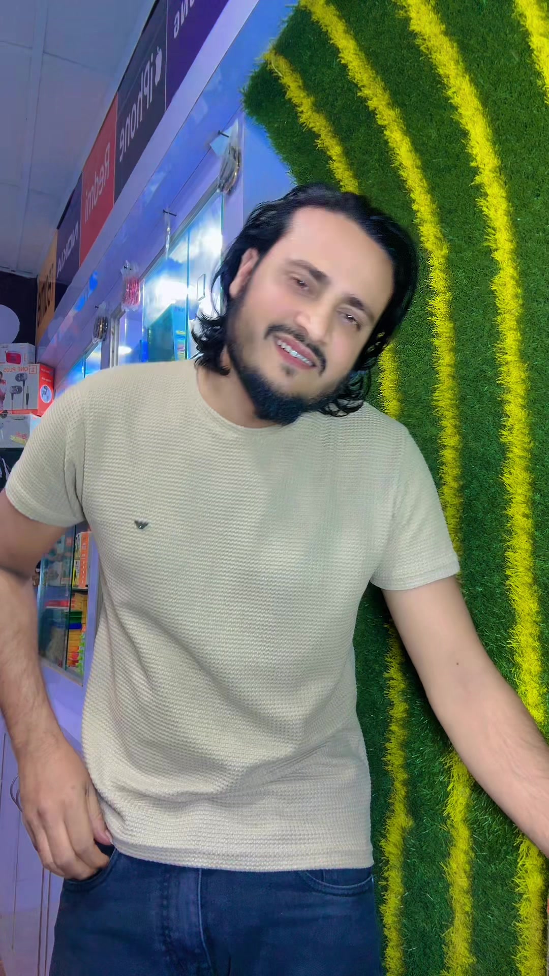 @𝐑𝐀𝐉𝐔 𝐒𝐇𝐀𝐇