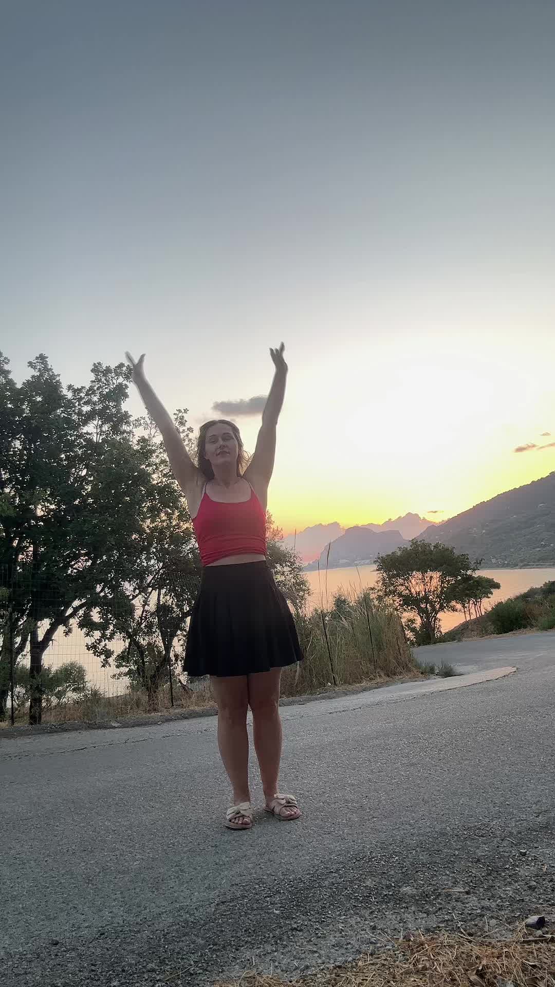 @joanna.lesley_