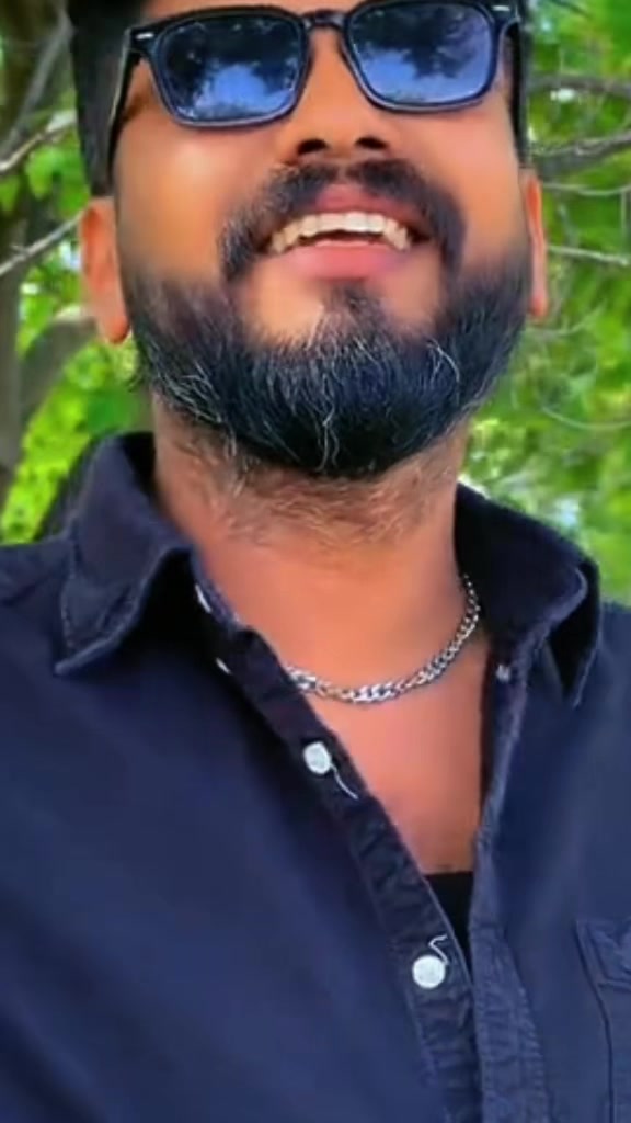 @Nilaan Jaffna 🇨🇦