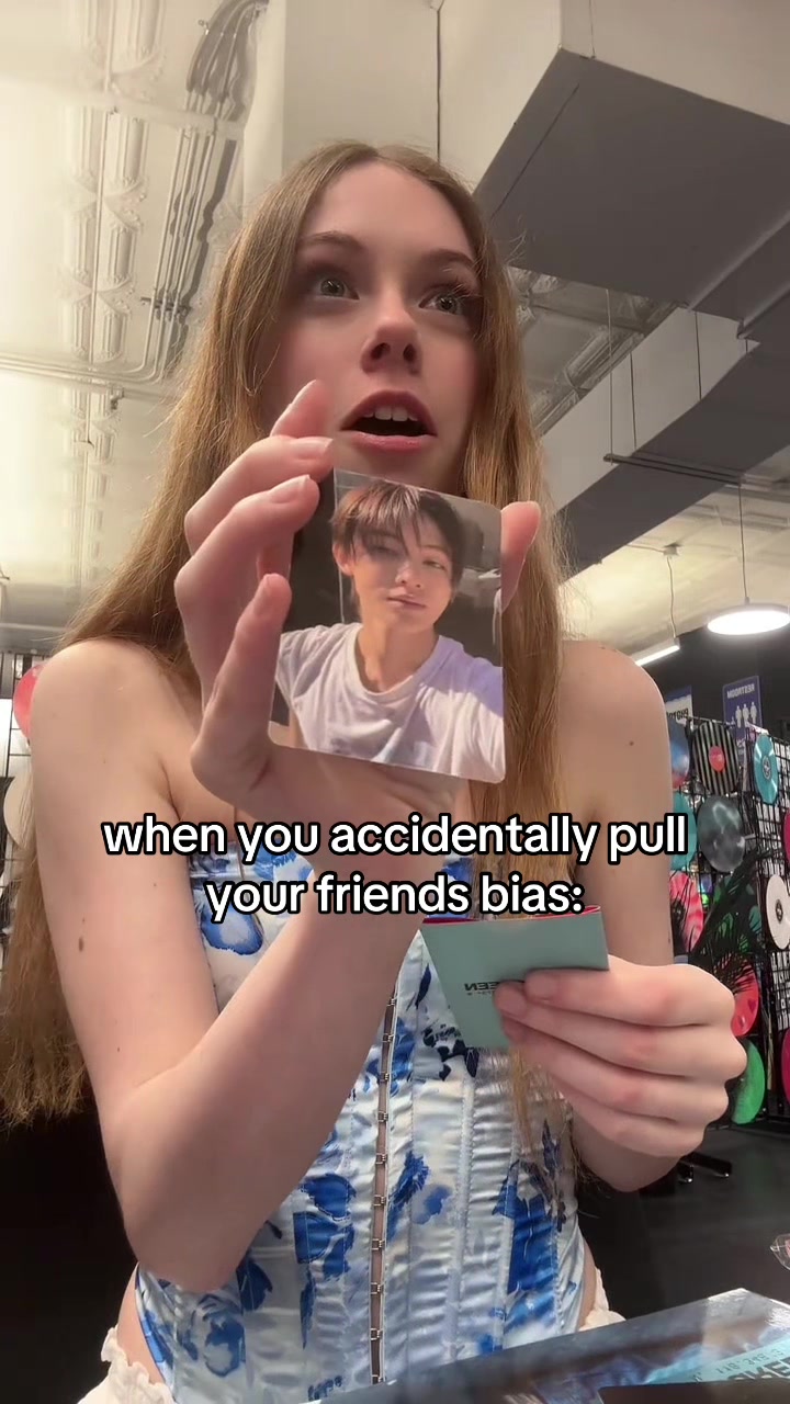 @𝘢𝘴𝘩𝘦 ᯓ★